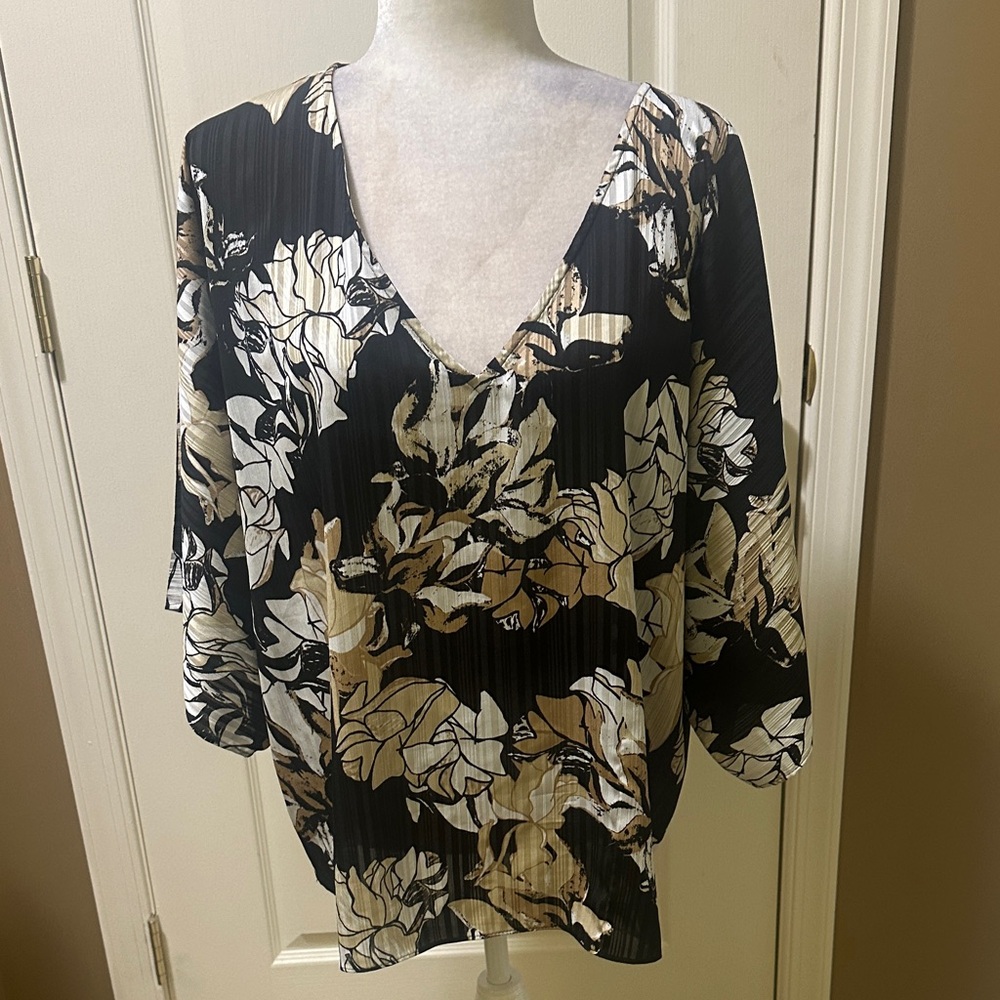 White House Black Market Floral V-Neck Blouse - Black and Tan